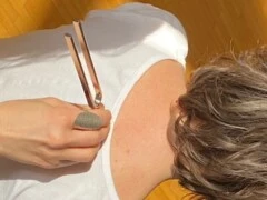 Initiation aux diapasons thérapeutiques