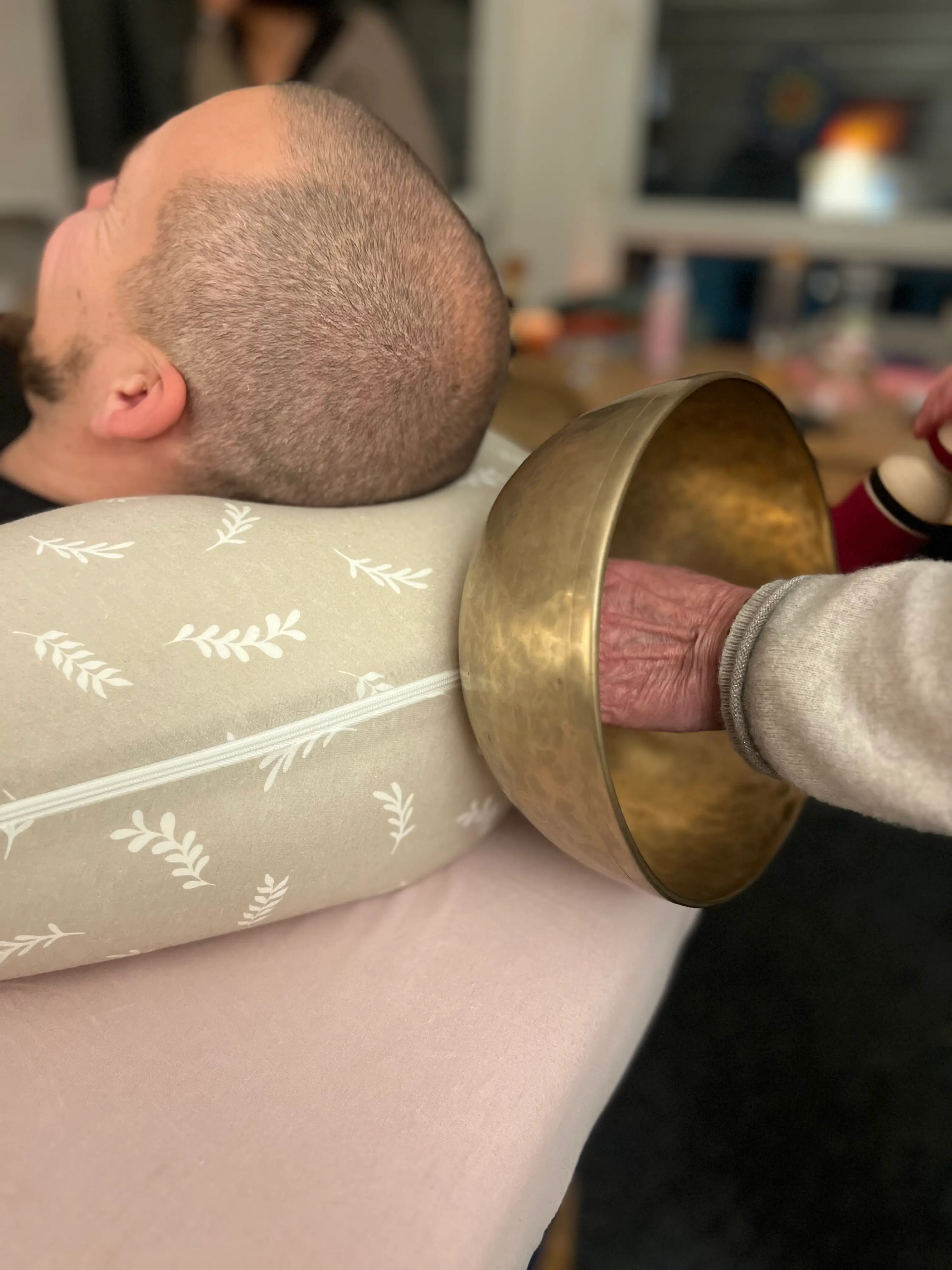 Soin cocon aux bols vibratoires après traumatisme